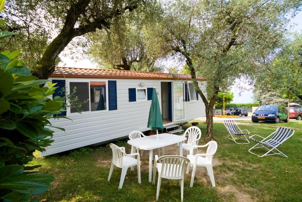 Campeggio Cisano - San Vito 4*