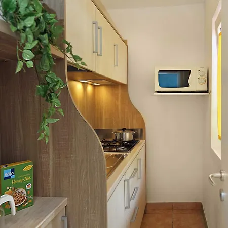 Camping Cisano - San Vito Bardolino Exterior photo