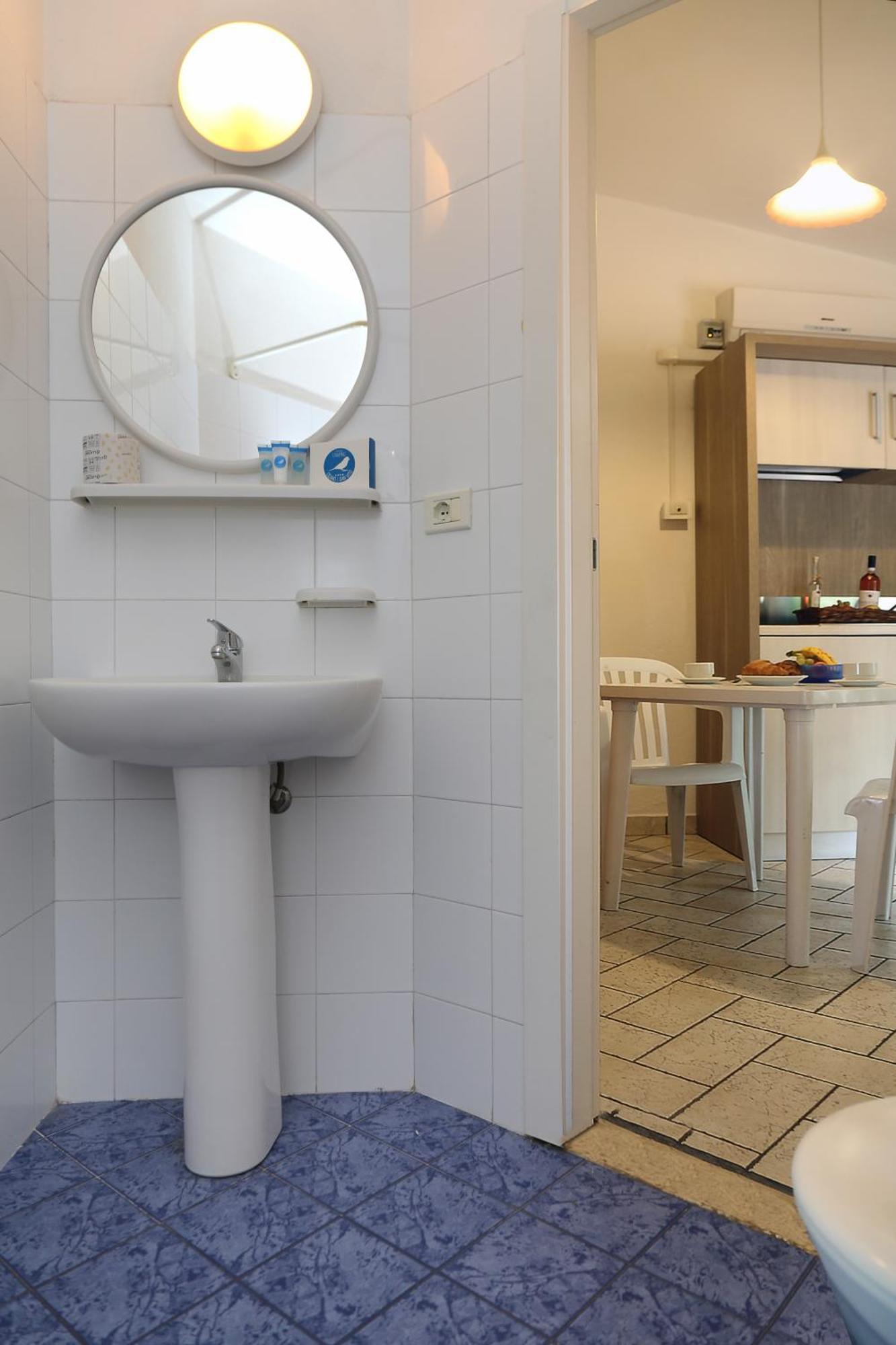 Camping Cisano - San Vito 4*