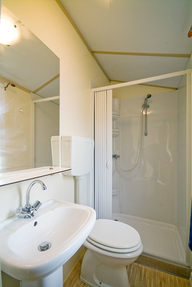 Cisano - San Vito Camping 4*